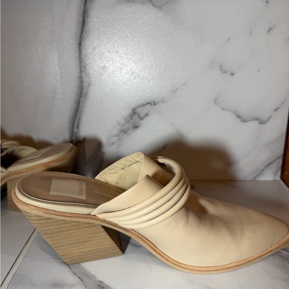 Dolce Vita Cream Mules for Women - Picture 4 of 4